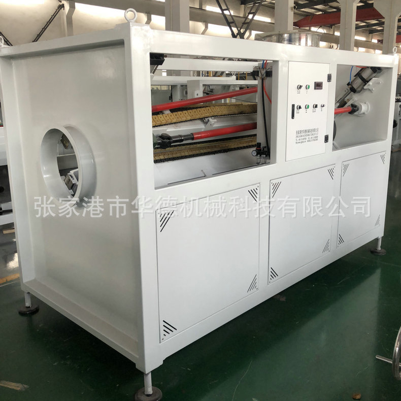 HDPE160-400管材擠出機(jī)生産(chǎn)線