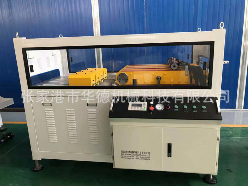 PVC一出四管材生産線