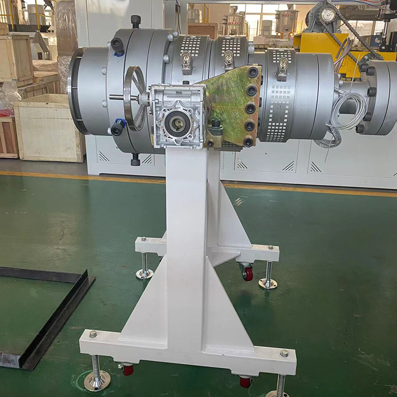 PE50-250管材生産線 塑料管材生産設備(bèi) pe兩層(céng)三層(céng)管材擠出機